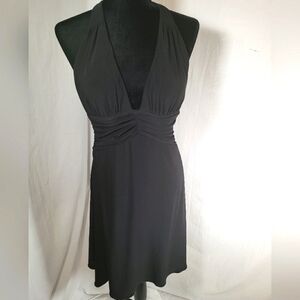 White House Black Market Black Sleeveless Cocktail Dress Sz 2